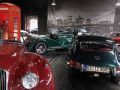 Automuseum Melle im Osnabrücker Land – very British… eine Teilansicht der grossen Fahrzeughalle im Erdgeschoss