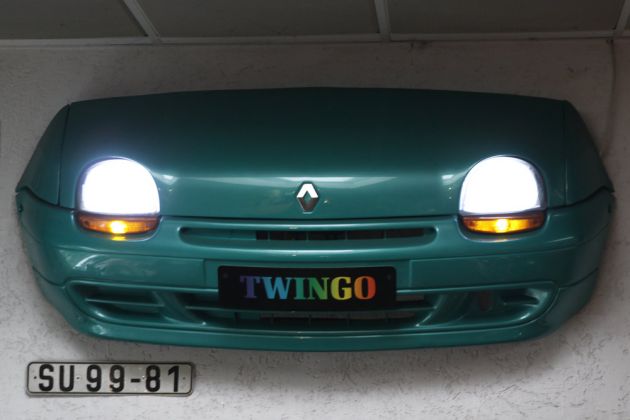 Automuseum Nossen - das freundliche Gesicht eines Renault Twingo der ersten Ausführung Automuseum Nossen - das freundliche Gesicht eines Renault Twingo der ersten Ausführung
