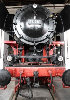 Dampflokomotive 44 381, Baujahr 1941 - Maschinenfabrik Eimageslingen - Bayerisches Eisenbahnmuseum, Nördlingen