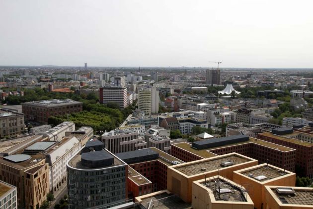 Berlin von oben - Rundumblicke vom Panoramapunkt am Potsdamer Platz Berlin von oben - Rundumblicke vom Panoramapunkt am Potsdamer Platz