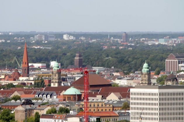 Berlin von oben - Rundumblicke vom Panoramapunkt am Potsdamer Platz Berlin von oben - Rundumblicke vom Panoramapunkt am Potsdamer Platz