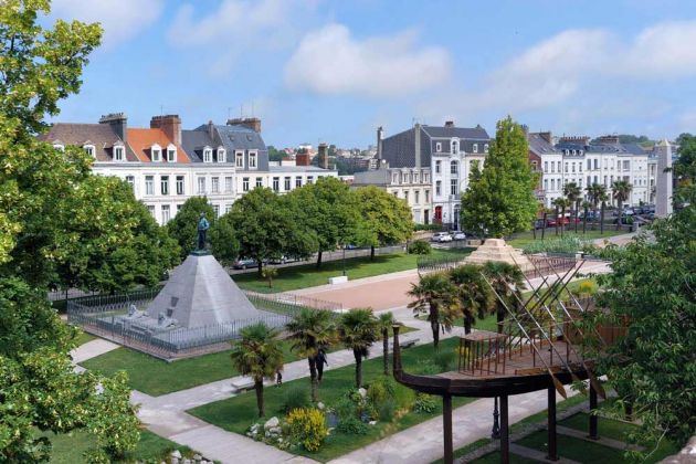 Der Jardin Auguste Mariette Pacha zu Ehren des berühmten Ägyptologen - Boulogne-sur-Mer Der Jardin Auguste Mariette Pacha zu Ehren des berühmten Ägyptologen - Boulogne-sur-Mer