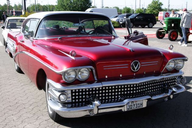 Buick Super Series 50, Modelljahr 1958 - 6,0 Liter V8 'Nailhead' Motor, 300 PS bei 4600 U/min Buick Super Series 50, Modelljahr 1958 - 6,0 Liter V8 'Nailhead' Motor, 300 PS bei 4600 U/min