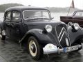 Ein Citroën Traction Avant 11 CV des Baujahres 1953 – bei Schietwetter am Museumshafen von Eckernförde entdeckt