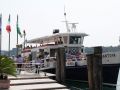 Salò am Gardasee - das Fahrgastschiff 'Mantova' der 'Navigazione Lago di Garda' am Anleger an der Piazza della Vittoria 