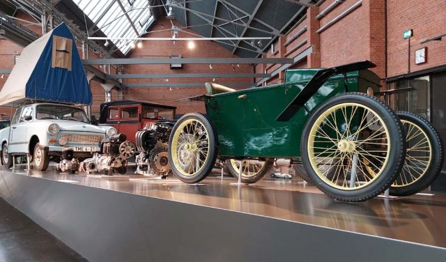 Sächsisches Industriemuseum in Chemnitz - das 'Silberne Band der sächsischen Industriegeschichte' Sächsisches Industriemuseum in Chemnitz - das 'Silberne Band der sächsischen Industriegeschichte'