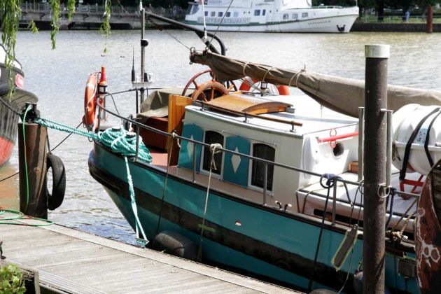 Maritime Impressionen im Museumshafen 'unner d‘ Rathuustoorn' an der Leda in Leer Maritime Impressionen im Museumshafen 'unner d‘ Rathuustoorn' an der Leda in Leer