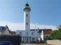 Der Leuchtturm der Stadt Quiberon - Phare de Port Maria im Süden der Halbinsel Quiberon, Bauzeit Ende des 19. Jahrhunderts, Höhe 25 Meter