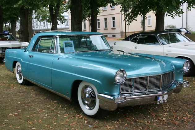 Lincoln Continental Mark II Sports Coupe, Bauzeit 1956 und 1957 - 6-Liter V 8 Motor mit 285 bzw. 300 SAE-PS Lincoln Continental Mark II Sports Coupe, Bauzeit 1956 und 1957 - 6-Liter V 8 Motor mit 285 bzw. 300 SAE-PS