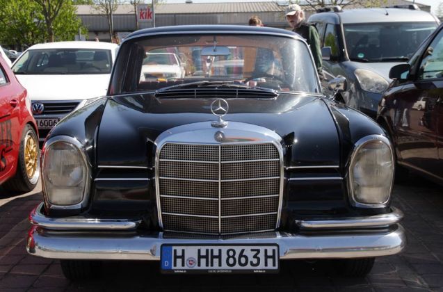 Mercedes-Benz 220 S 'Heckflosse', Bauzeit 1959 bis 1968 - Typ W 111 Mercedes-Benz 220 S 'Heckflosse', Bauzeit 1959 bis 1968 - Typ W 111