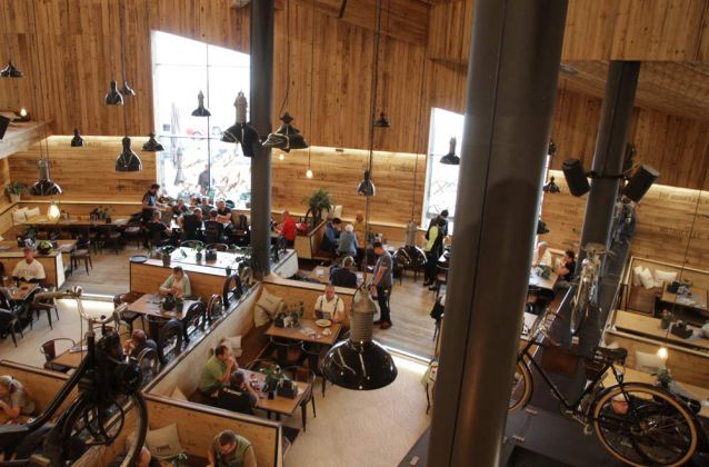 Das Restaurant des Top Mountain Crosspopints an der Timmelsjoch Hochalpenstrasse in Hochgurgl Das Restaurant des Top Mountain Crosspopints an der Timmelsjoch Hochalpenstrasse in Hochgurgl