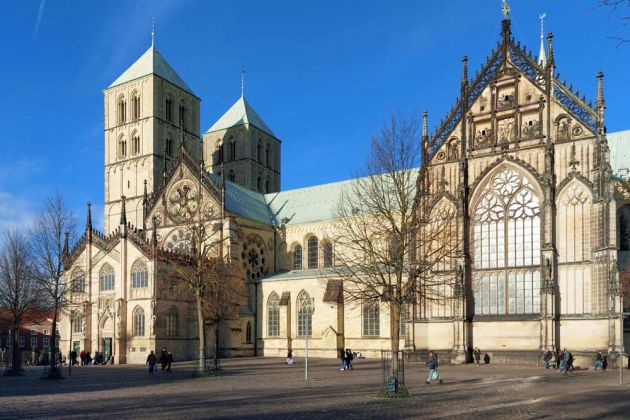 Münster in Westfalen im Zentrum des Münsterlands - der St. Paulus Dom Münster in Westfalen im Zentrum des Münsterlands - der St. Paulus Dom