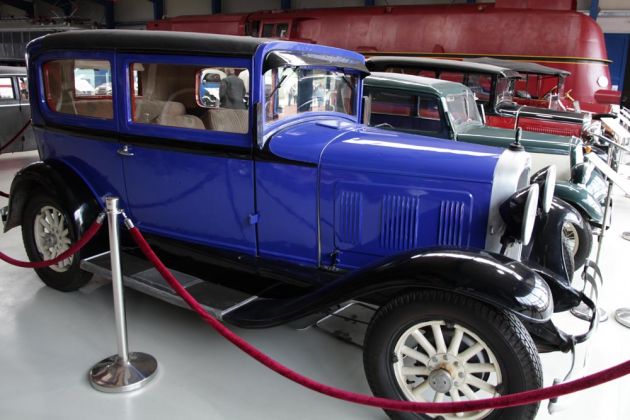 Oldtimer Museum Rügen in Prora - Whippet Coach, Willy-Overland Company, Baujahr 1930 Oldtimer Museum Rügen in Prora - Whippet Coach, Willy-Overland Company, Baujahr 1930