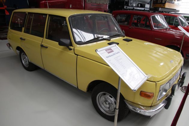 Der fünftürige Wartburg-Kombi W 353 'Tourist' – Oldtimer Museum Prora auf der Ostseeinsel Rügen Der fünftürige Wartburg-Kombi W 353 'Tourist' – Oldtimer Museum Prora auf der Ostseeinsel Rügen