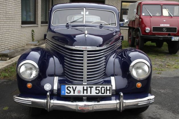 Opel Kapitän, Modelljahr 1950 - Reihen-Sechszylinder, 2.473 ccm, 55 PS