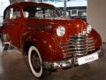 Opel Olympia, Baujahr 1952 - 1,5-Liter-OHV-Motor mit vierfach gelagerter Kurbelwelle und 39 PS, 112 kmh