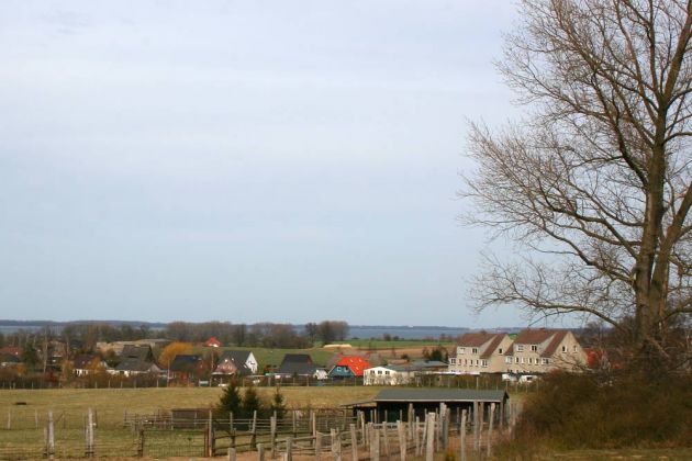 Das Dorf Stove am Salzhaff, Ortsteil der Gemeinde Boiensdorf, Landkreis Nordwestmecklenburg 