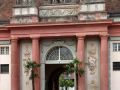 Potsdam, Neuer Markt - der Eingang zum ehemaligen Kutschstall, heute 'Haus der Brandenburg-Preu&szlig;ischen Geschichte'