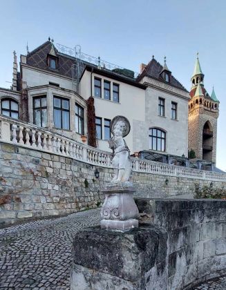 Quedlinburg - das Schlosshotel 'Zum Markgrafen' und der Sternkiekerturm Quedlinburg - das Schlosshotel 'Zum Markgrafen' und der Sternkiekerturm