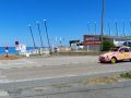Port Haliguen auf der betonischen Halbinsel Quiberon - ein h&uuml;bsch lackierter Citro&euml;n 2 CV &sbquo;deux chevaux&lsquo;