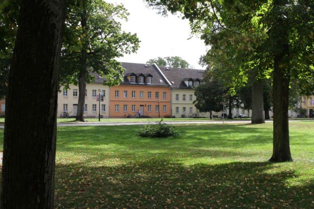 Rheinsberg in Brandenburg - historische Gebäude am Markt Rheinsberg in Brandenburg - historische Gebäude am Markt