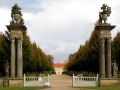 Rheinsberg in Brandenburg - das Gartenportal des Schlossgartens an der Parkstrasse