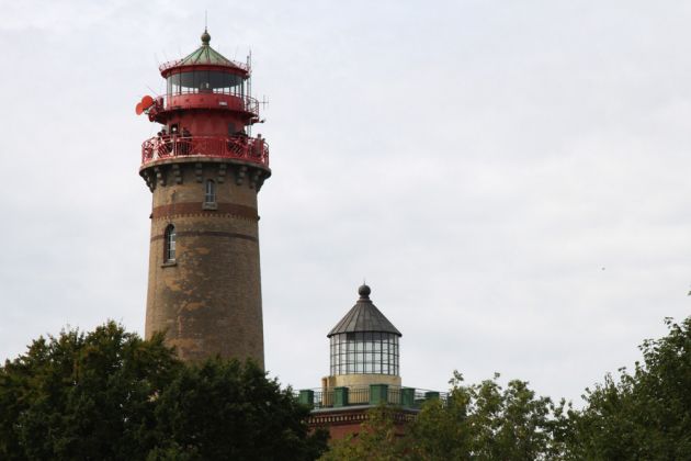 Kap Arkona, Insel Rügen in Mecklenburg-Vorpommern - der 'Schinkelturm' von 1826 und der Neue Leuchtturm von 1905
