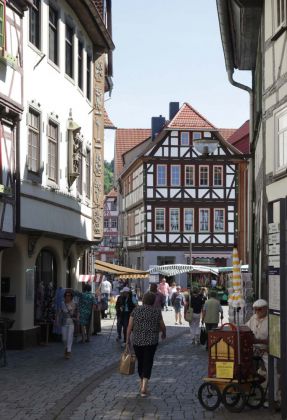 Schmalkalden am Rande des Thüringer Waldes - Fachwerkhäuser in der Mohren Gasse Schmalkalden am Rande des Thüringer Waldes - Fachwerkhäuser in der Mohren Gasse
