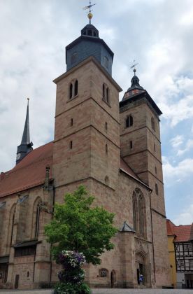 Schmalkalden am Südwesthang des Thüringer Waldes - die von 1437 bis 1509 erbaute Stadtkirche St. Georg Schmalkalden am Südwesthang des Thüringer Waldes - die von 1437 bis 1509 erbaute Stadtkirche St. Georg
