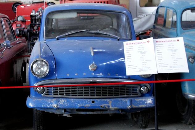 Ein unrestaurierter Moskwitsch 407 der Bauzeit 1958 bis 1963, 1358 ccm, 45 PS - Technikmuseum Pütnitz Ein unrestaurierter Moskwitsch 407 der Bauzeit 1958 bis 1963, 1358 ccm, 45 PS - Technikmuseum Pütnitz